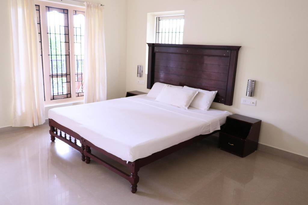 Kerala House Apartment Thekkady Bagian luar foto